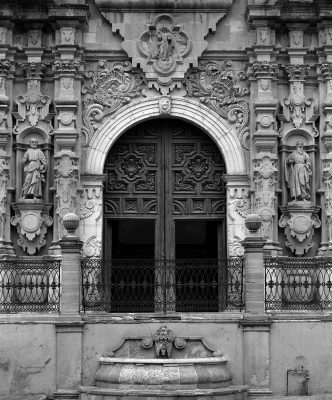 San Fransico Church, in the city of Guanajuato, Mexico.