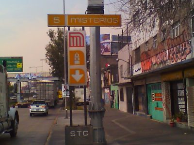 Estela estación Misterios