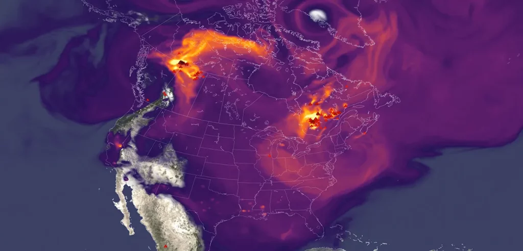 Satélite da NASA mostra nuvens de fumaça de incêndios florestais sobre o norte da América do Norte. (Foto: science.nasa.gov)