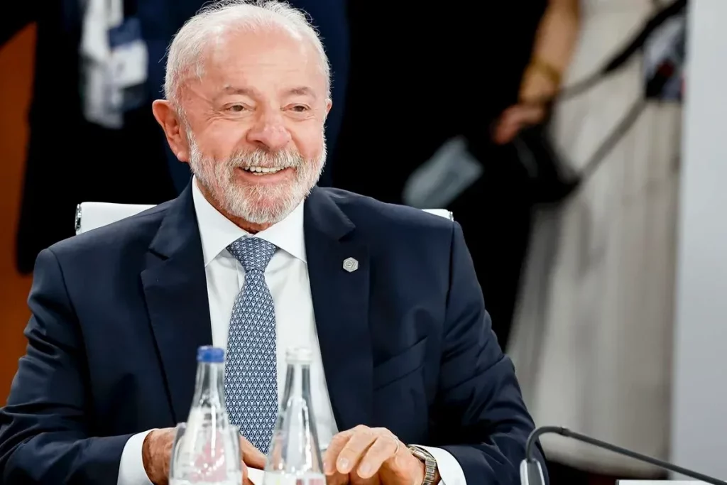 O ex-presidente Lula durante reunião no G7 em Évian-les-Bains, França. (Foto: www.metropoles.com)