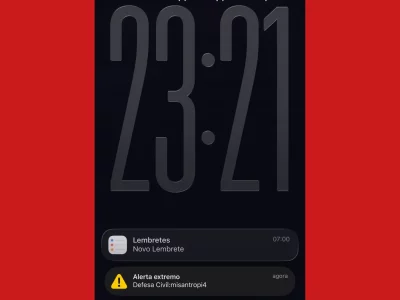 Alerta sonoro com a palavra "misantropia" exibido em tela de celular, conforme relato de moradores de Rio Branco. (Foto: g1.g
