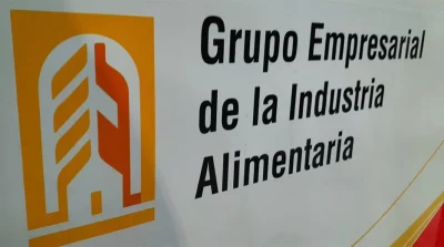 Placa do Grupo Empresarial de la Industria Alimentaria em Cuba. (Foto: resumenlatinoamericano.org)