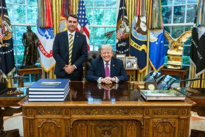 Donald Trump e Flavio Bolsonaro no Salão Oval